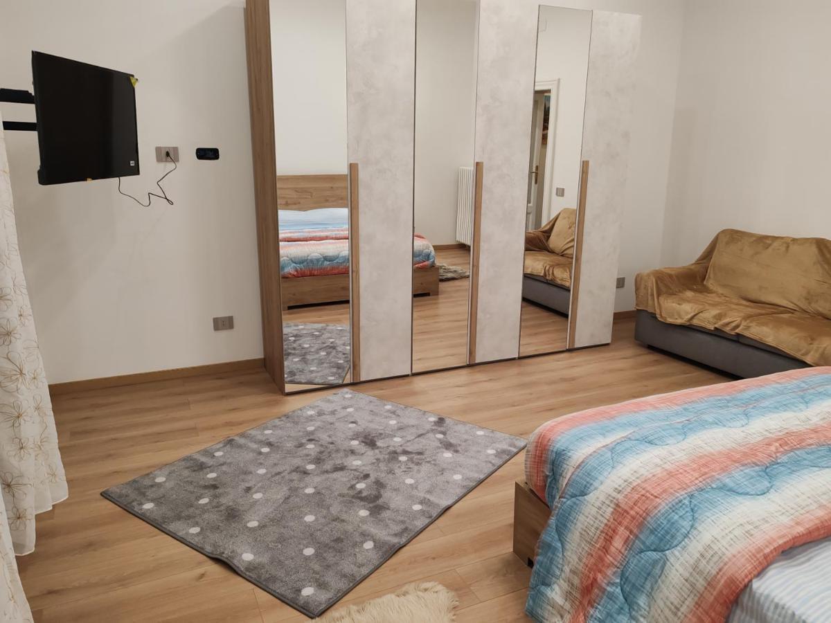 Appartamenti Lungo Fiume 506 سيستو كالينْدي المظهر الخارجي الصورة